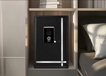 How to Choose the Right Home Locker Size for Your Documents and Jewellery