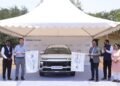 The Adhikaar Connect Vahan was ceremonially flagged off at Navlakh Umbre, Maval, in the presence of Shyamkumar Singh, Function Lead – HMIL Pune, and Jae IL Lee, Vertical Head – Production General (Pune). The initiative reinforces HMIF’s commitment to extending last mile access to welfare services and strengthening outreach to underserved and remote communities.