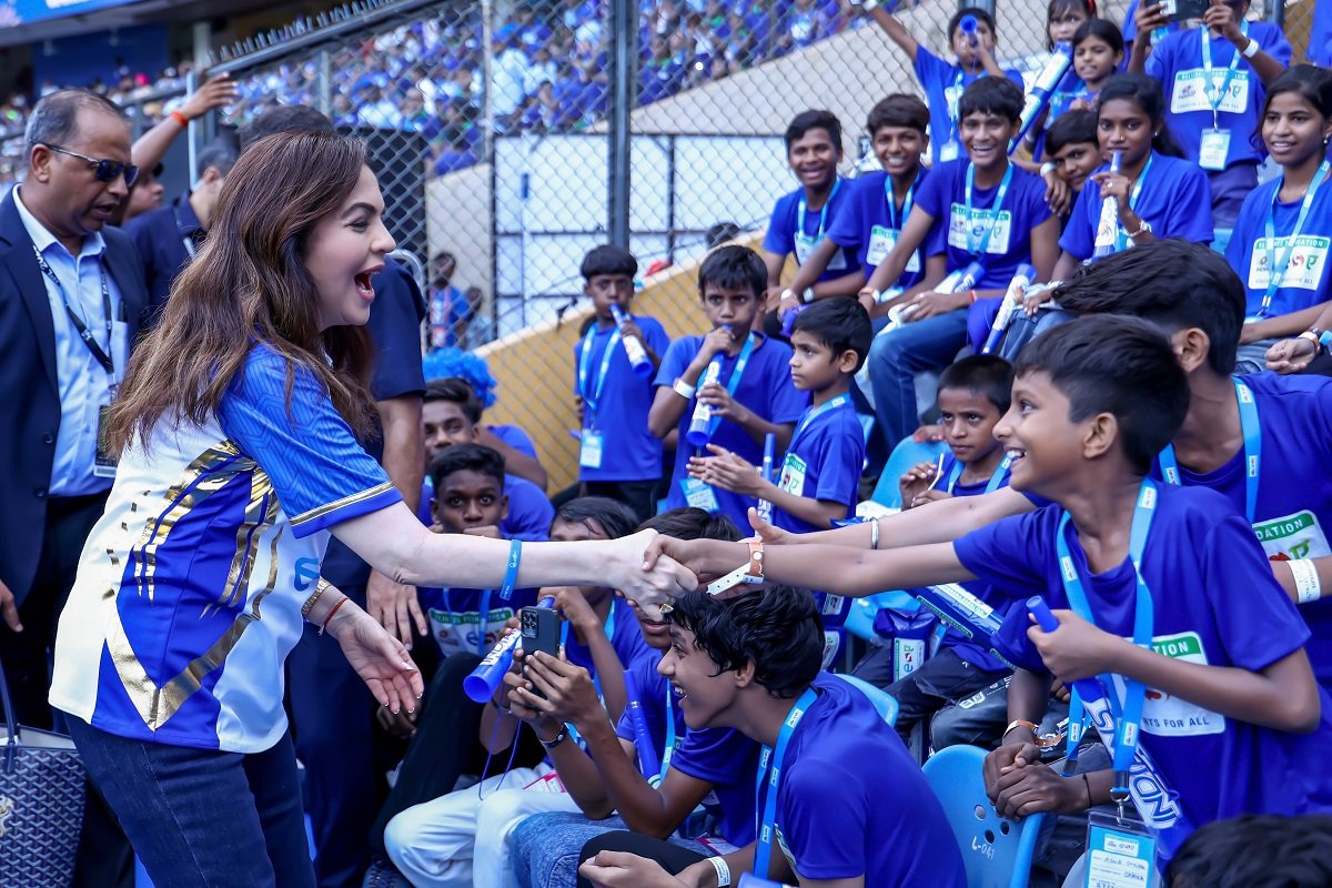 CSR: Mumbai Indians’ ESA Game Hosts 20,000 Children at Wankhede