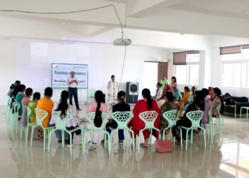 DS Foundation trains ‘Jagruk Didis’ to promote menstrual hygiene awareness in rural communities.