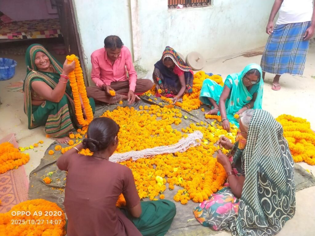 CSR: Ambuja Foundation, HDFC Boost Sustainable Floriculture in Varanasi 2 India CSR