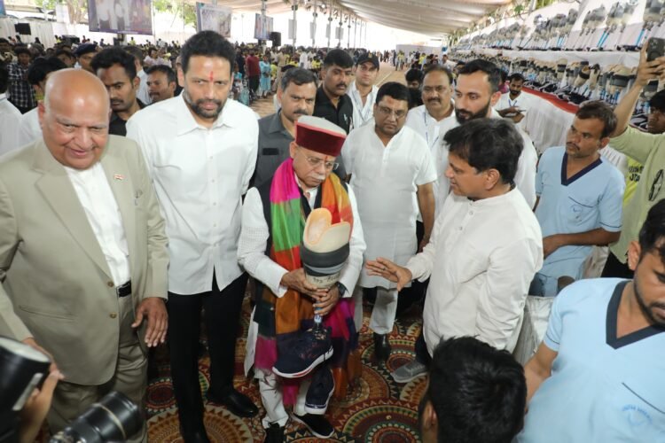 CSR: Narayan Seva Camp Distributes 815 Limbs to 745 in Hyderabad