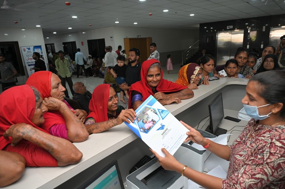 CSR: SDHI Organises Multi-Speciality Medical Camp in Rajula and Jafrabad