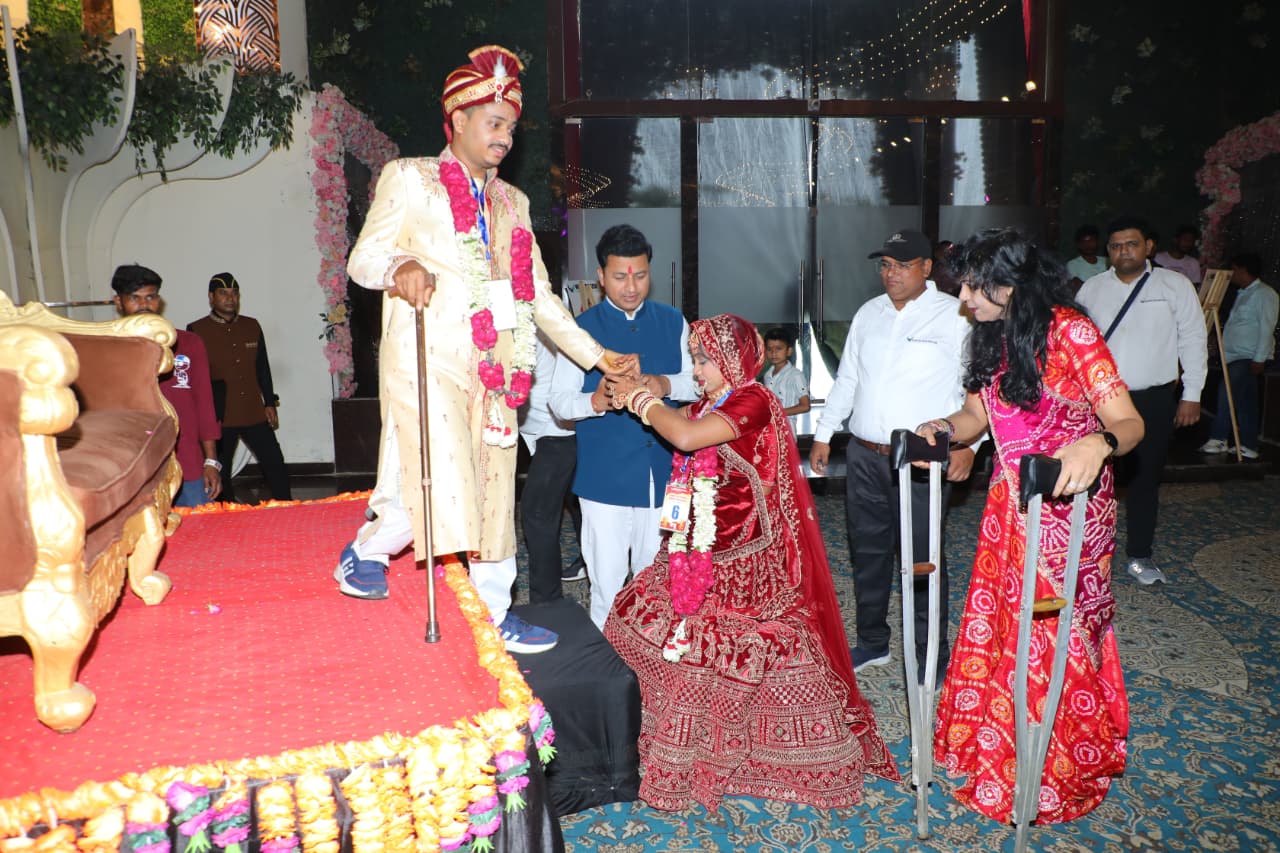 21 Differently-Abled Couples Take Sacred Vows at Narayan Seva Sansthan Mass Wedding 1 Narayan Seva Sansthan organised its 46th Mass Wedding Ceremony in New Delhi, bringing together 21 differently-abled and underprivileged couples from five states.