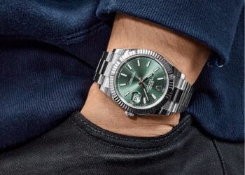 How to Buy a Luxury Watch as a Milestone Gift Without Getting It Wrong