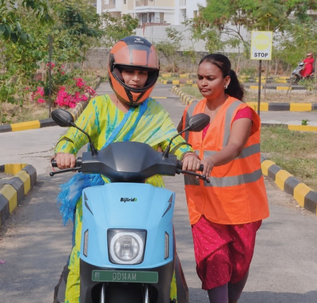 Bijliride, Telangana Police Open EV Driving Jobs for Women via Stree Ride 2 India CSR
