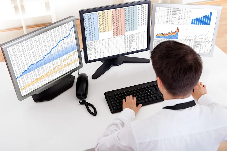 Top 10 Earnings Report Tools for Tracking Earnings Calls and Transcripts in 2026 1 Top 10 Earnings Report Tools for Tracking Earnings Calls and Transcripts in 2026