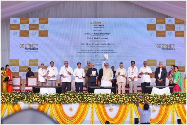 India Achieves a Landmark in Popcorn Maize Farming with the Launch of Its First Non-GMO Hybrid Seeds 1 India CSR