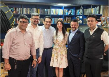 From left to right: Amar Lodaya, Kush Trivedi, Mac Srinivasan, Monica Passini, Dario Castagna and Ish Jain