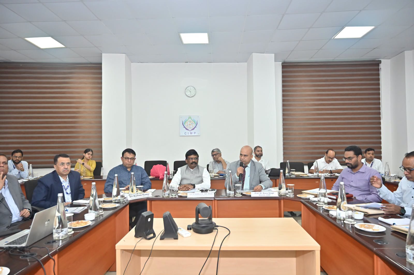 Policy dialogue on sustainable drinking water supply for small towns in Bihar at CIMP Patna