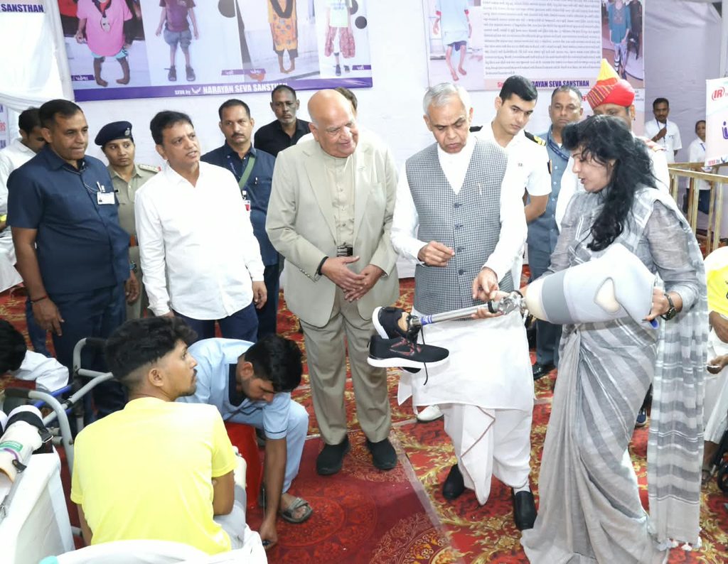 CSR: Narayan Seva Provides Artificial Limbs and Calipers to 335 Divyangjans in Ahmedabad 2 India CSR
