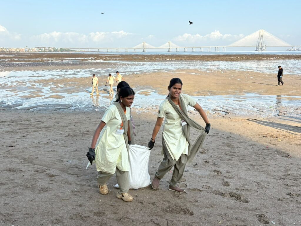 Some Pollute, Others Clean: Why Post-Visarjan Beach Garbage Must End 3 India CSR®