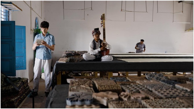 A Fabric That Blurs Borders and Time 1 India CSR