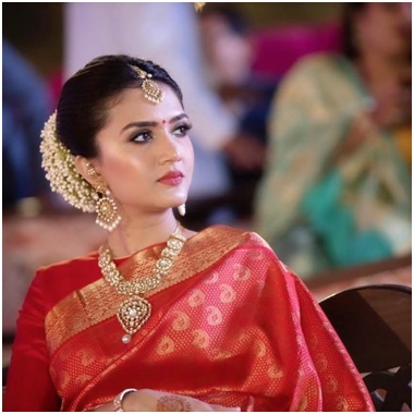Rutwi Patel: Weaving Culture, Nation-Building and Women's Empowerment into a Two-Decade Movement for a New Bharat 4 India CSR
