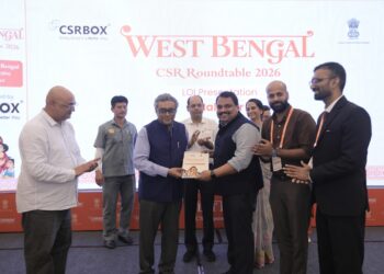 L-R, handing out- Finance Minister Dr. Swapan Dasgupta by Thahsil Ahammed, Regional Head (East India), Malabar Gold & Diamonds, along with Sajid N K, Manufacturing Head, Malabar Gold & Diamonds, and Shabeer P K, Senior Manager, CSR
