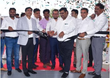 PPS-Mahindra inagurated Pune's largest upcountry automobile service workshop at Saswad